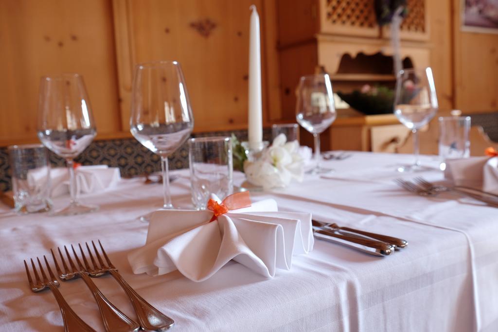 Hotel Dolomites Inn Canazei Ngoại thất bức ảnh