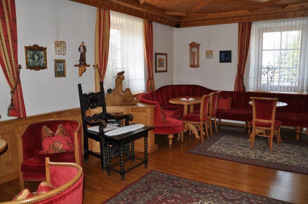 Hotel Dolomites Inn Canazei Ngoại thất bức ảnh