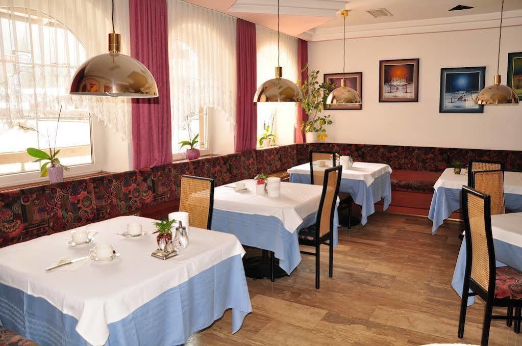 Hotel Dolomites Inn Canazei Ngoại thất bức ảnh
