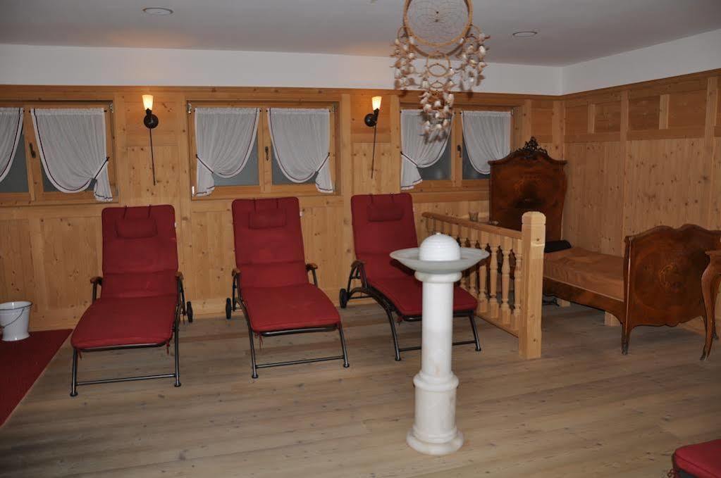 Hotel Dolomites Inn Canazei Ngoại thất bức ảnh